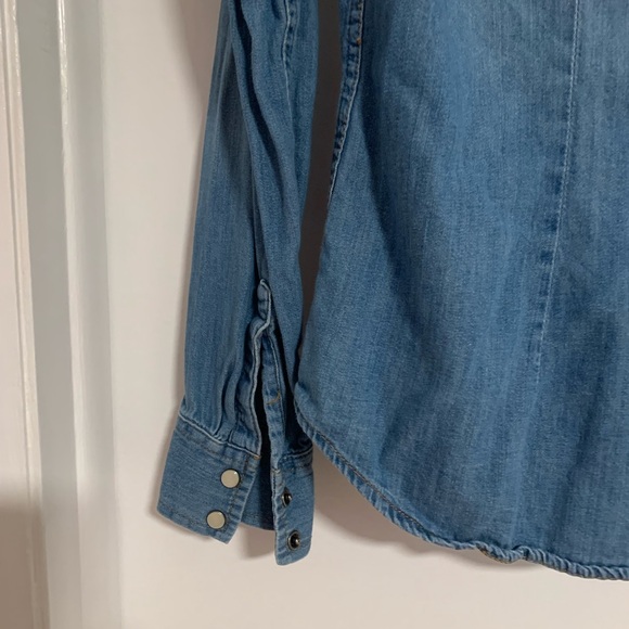 GAP Denim Shirt sz M - Picture 7 of 8